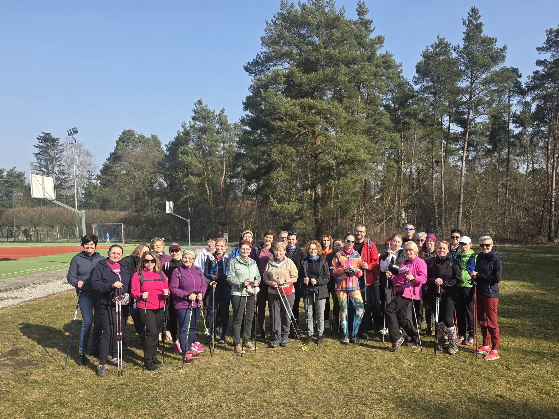 Rajd Nordic Walking z okazji Dnia Kobiet